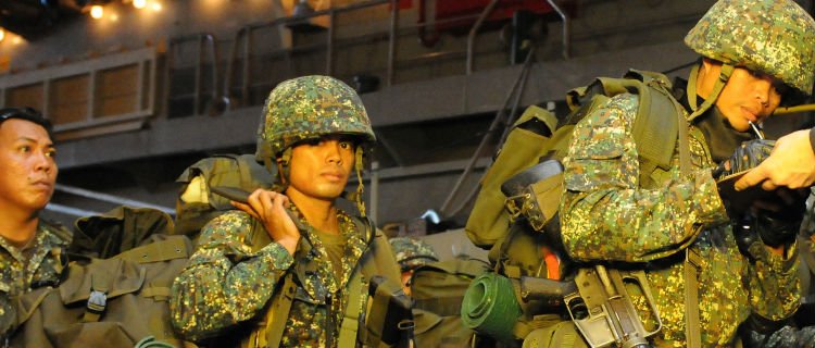 Filippinske Soldater